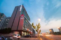 Yitel Hotel (Shanghai Hongqiao Airport Hongmei Road Subway Station Branch) 상하이 연화로 학원 주변 호텔