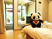 峨眉山秀湖半岛熊猫主题度假酒店 - 熊猫园景房