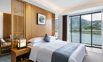Simple Hotel (Zixing Dongjiang Lake)