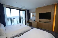 Sea Cruise Hotel