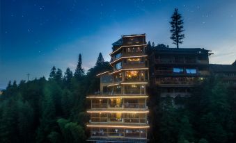 Floral Hotel·Longshengyue Shangshanshe Inn (Longji Terrace Jiulong Wuhu Observation Deck)