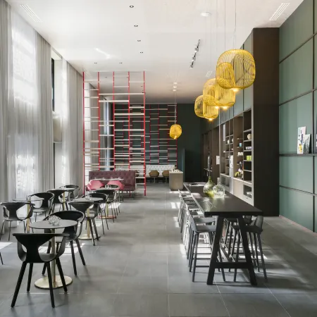 OKKO HOTELS Strasbourg Centre Отели рядом с достопримечательностью «Европейский суд по правам человека»