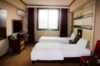 GuangYuanXingLiDaHotel Các khách sạn gần Baolun Station