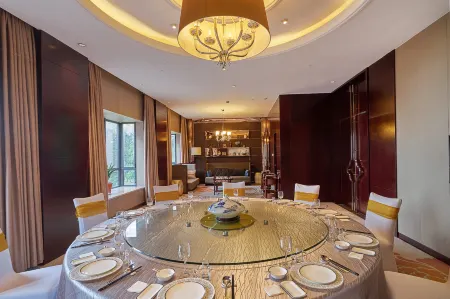 Xihai Hotel Отели рядом с достопримечательностью «Световой вершина»