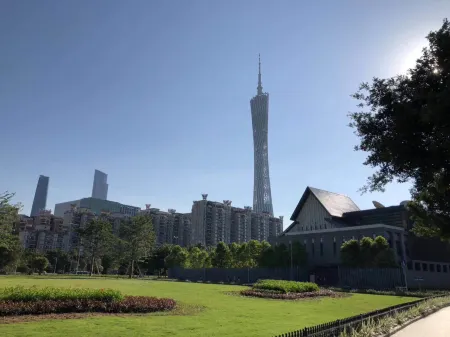 Guangzhou Jianshe Tata Apartment (Kecun Metro Station Guangzhou Tower Branch)