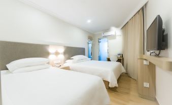 HanTing Hotel (Shanghai Xizang South Road Subway Station)