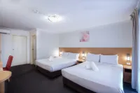 Garden Lodge Sydney Hotel Hotels in Summer Hill