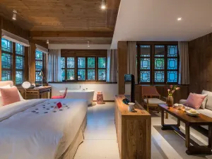 Qingmei Xueshe Shilily Hot Spring Hotel