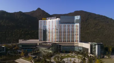 Gloria Grand Hotel Jishou Hotels near Xiangxi Tujia and Miao Autonomous Prefecture Museum