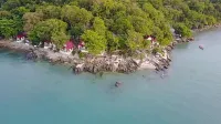 Sunrise Villas Seaview Hotels near Ao Noi Na