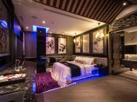 Forbidden City Motel Hotels near Taichung Wanhe Temple