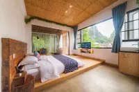 Spring Flowers Blossoming Inn (Yangshuo West Street) - شرفة