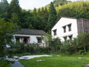 Jiulin Jingshe Guesthouse