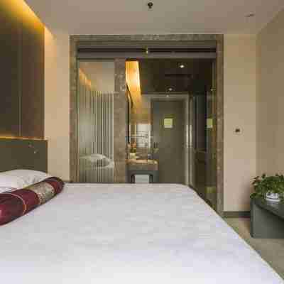 Yangzhou Slender West Lake Wisteria Hotel Rooms