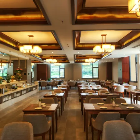 Yunhao Hotel