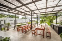 The Dearly Koh Tao Hostel-Padi 5 Star Dive Resort