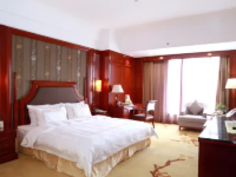 Peace Century Hotel (Peace Avenue Branch) Hotels in Heping