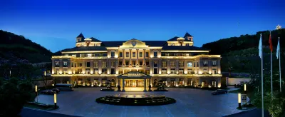 Jinlong International Hotel فنادق في جورونغ