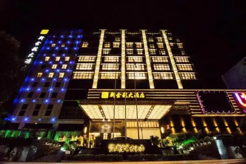 New Jinlong Hotel - Parkplatz