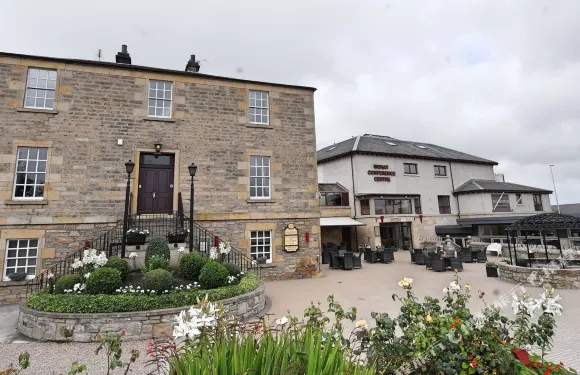 曼賽菲爾德酒店