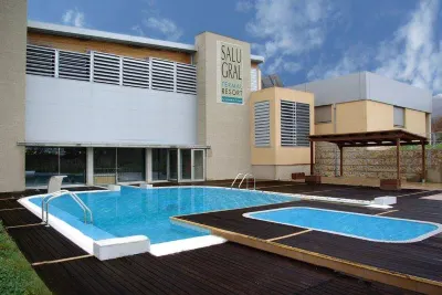 Salugral Termal Resort のホテル