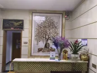 Wanhong Hostel - balcony