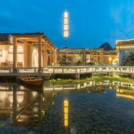 Shanshui Bieyuan Song Culture Vacation Apartment (Yangshuo Ten-Mile Gallery Yulong River)