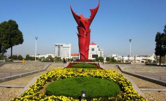 Rujia Ruibai Cloud Hotel (Lu'an Jin'an District Government Center Branch)