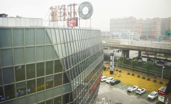 Chaoyou Hotel (Suzhou Mudu Huayangcheng Dazhiqiao Subway Station)