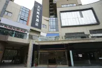 Honghu Tianyuan Times Business Hotel Отели рядом с достопримечательностью «Хунху пассажирский автобус»