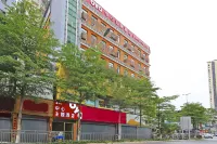 深圳中心主題酒店（石巖萬聯購物廣場店） 深圳酒店