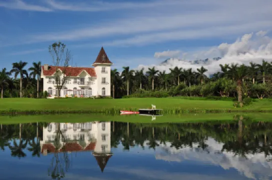 Villa Home 18 Hotels near Menghuan Pond