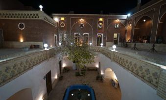 Sana Historical Hotel - Housity