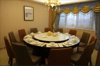 Yijia Grand Hotel Hotels in Zhuxi