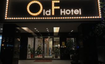 5. Old Frie..