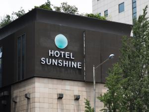 Sunshine Hotel