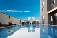 Amanti Hotel Seoul - Rooftop Pools