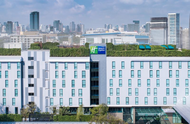 Holiday Inn Express Bangkok Soi Soonvijai An Ihg Hotel Sha Plus Bangkok Updated 21 Price Reviews Trip Com