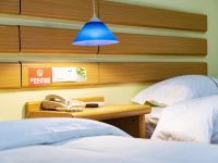 重庆诺尔斯酒店 - 标准双床房