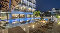 Monkham Village Hat Yai - Pools