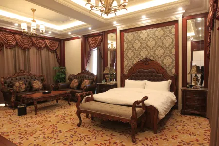 Aohua International Hot Spring Hotel