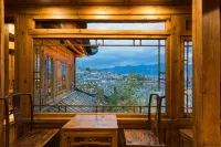Lijiang Fengyasong Wenjinyuan Chinese Inn · Naxi Guyuan