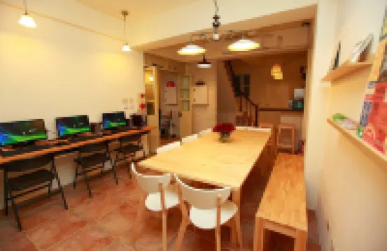 背包41青年旅館（高雄館）