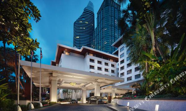 Anantara Siam Bangkok Hotel