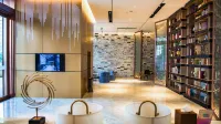 Angle Art Hotel