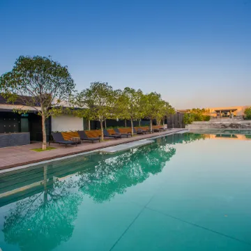 Bay Breeze Resort