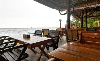 Phi Phi Relax Beach Resort