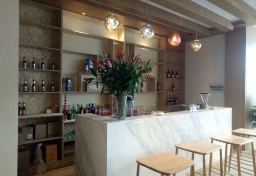 텅위에 호텔 테라스 뷰