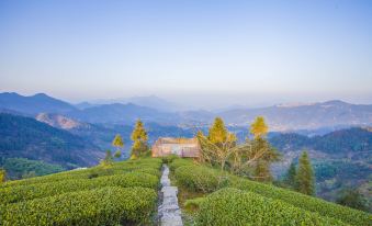 Yunling Qishang Hostel