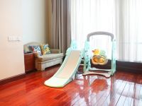 杭州国大雷迪森广场酒店 - 小黄鸭主题复式套房